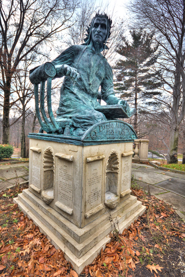 Dante Statue in Cleveland